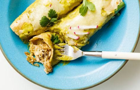 Crab Enchiladas, Surf N Turf Recipes, Salsa Verde Chicken Enchiladas, Green Sauce Recipe, Green Enchiladas, Baked Chicken Casserole, Poblano Chili, Best Enchiladas, Glass Of White Wine