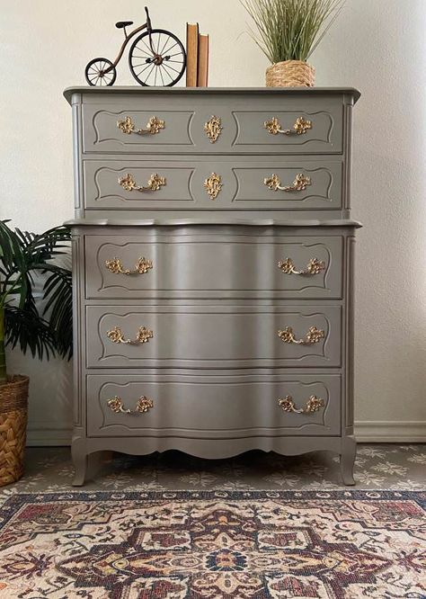 French Provincial Chest of Drawers by Kent Coffey - $650 (San Antonio), #FrenchProvincialVintageMakeovers #GrayPaintedFrenchProvincialFurniture #PaintedProvincialFurniture Painted French Provincial Furniture, French Provincial Chest Of Drawers, French Provincial Bedroom Furniture, French Provincial Bedroom, French Chest Of Drawers, Stylish Master Bedrooms, Pantry Storage Cabinets, French Provincial Home, Retro Curtains