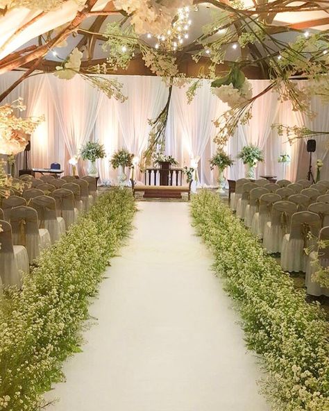 Church Entrance Decor, Simple Wedding Decorations Indoor, Tent Wedding Ceremony, Ceremony Entrance, Church Entrance, Wedding Reception Entrance, The Purpose Of Life, Reception Entrance, Church Wedding Ceremony