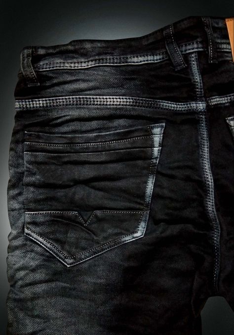 Designer Jeans Men, Jean Pocket Designs, Jeans Design, Denim Men, Ripped Jeans Men, New Mens Fashion, Jean Pockets, Moda Jeans, Denim Pocket