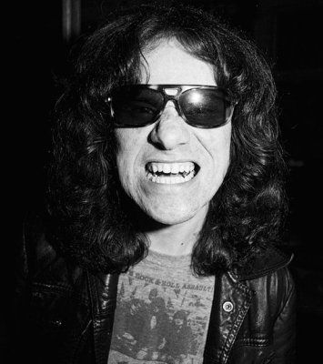 #TommyRamone January 29 1949  July 11 2014 #Ramones #RIP  https://t.co/ANSzGWojOk Tommy Ramone, Hey Ho Lets Go, Shady People, Joey Ramone, Rock N Roll Art, Classic Rock And Roll, 70s Music, Punk Rock Bands, Paul Newman