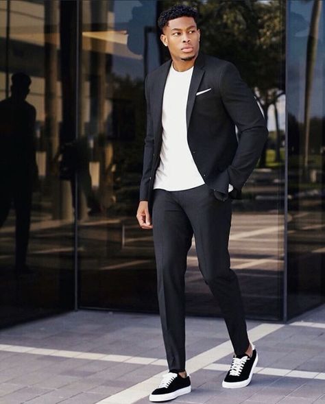 Black Suit With Sneakers Men, Suit With T Shirt, Black Men Date Night Outfit, Men Date Night Outfit, Men Graduation Outfit, Men Tuxedo, Blazer Design, Suits And Sneakers, Teacher Fits