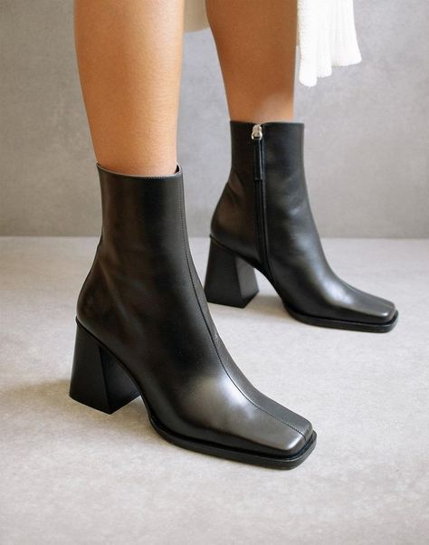 Wide Heels, Sustainable Leather, Black Block Heels, Beautiful Boots, Black Leather Ankle Boots, Comfortable Boots, Black Leather Boots, Heeled Ankle Boots, Black Ankle Boots