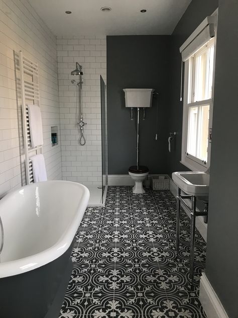 Victorian grey period bathroom cast iron bath Period Bathroom, Cast Decoration, Victorian Bathroom, Small Bathroom Makeover, Black And White Tiles, Bathroom Decoration, Grey Bathrooms, Bathroom Renos, Traditional Bathroom