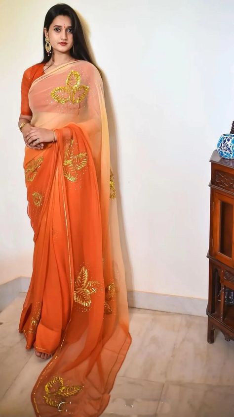 Sifon Saree, Rajasthani Dress, Pure Chiffon Sarees, Rajputi Dress, Saree Wearing Styles, Indian Sari Dress, Traditional Blouse Designs, Indian Bride Outfits, Cotton Saree Designs