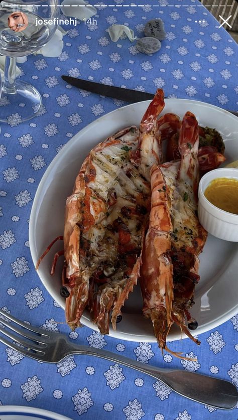 Lobster Aesthetic, Lobster Dinner, Crab And Lobster, Lobster Recipes, Red Lobster, Food Diary, Pretty Cakes, Food Obsession, Pretty Food