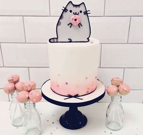 Pusheen Birthday, Cat Cake, Cake Donuts, Birthday Cake Kids, Fondant Cakes, Pretty Cakes, Creative Cakes, Pusheen, Cute Cakes