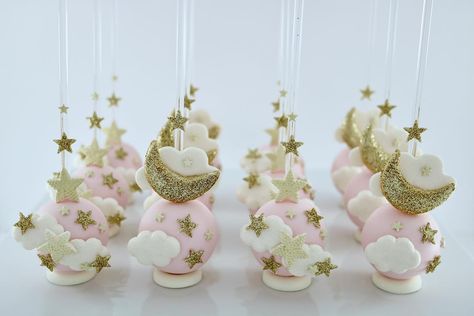 Pink And Gold Cupcakes, Star Baby Shower Theme, Girl Shower Themes, 1st Birthday Party For Girls, Twinkle Twinkle Baby Shower, Baby Reveal Party, Moon Baby Shower, Baby Gender Reveal Party