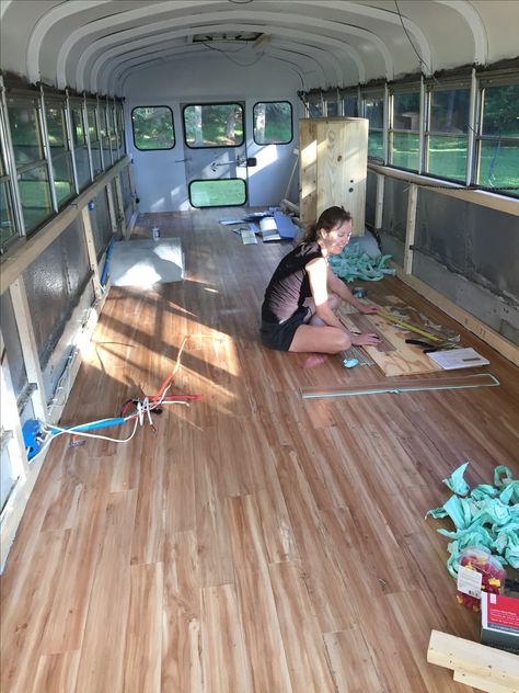 Floor installation School Bus Transformation, Burger Trailer, Bluebird Buses, Bus Remodel, School Bus Tiny House, School Bus Camper, Tiny House Kits, Converted School Bus, Bus Ideas