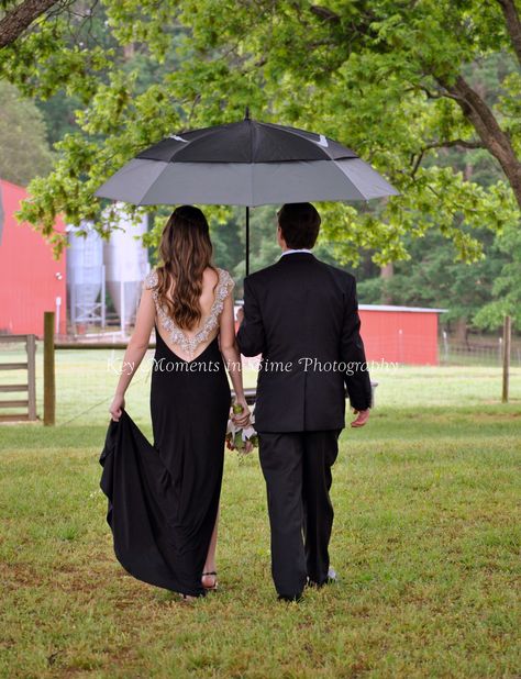 couple photos, rainy day photo ideas, umbrella, Nike, boyfriend and girlfriend photo ideas, farm pictures, formal www.keymomentsintime.smugmug.com Rainy Day Prom Picture Ideas, Umbrella Prom Pics, Prom Pictures With Umbrellas, Rain Prom Pictures, Prom Pictures In The Rain, Rainy Day Prom Pictures, Rainy Prom Pictures, Girlfriend Photo Ideas, Boyfriend And Girlfriend Photo