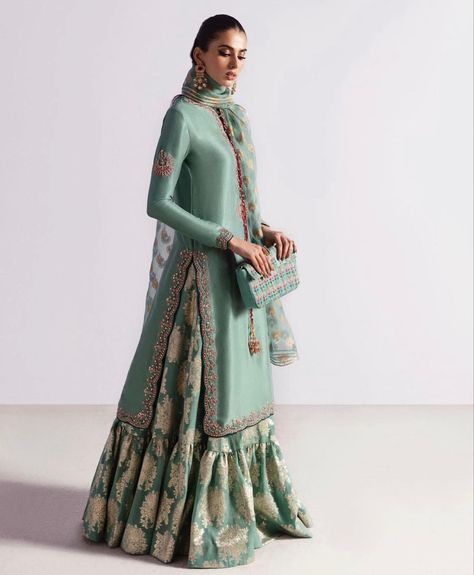 Trendy Dresses Party Indian, Wedding Guest Dress Long, Hussain Rehar, Casual Bridal Dress, Pakistani Formal Dresses, Womens Trendy Dresses, Crochet Cable, Pakistani Dresses Casual, Pakistani Fancy Dresses