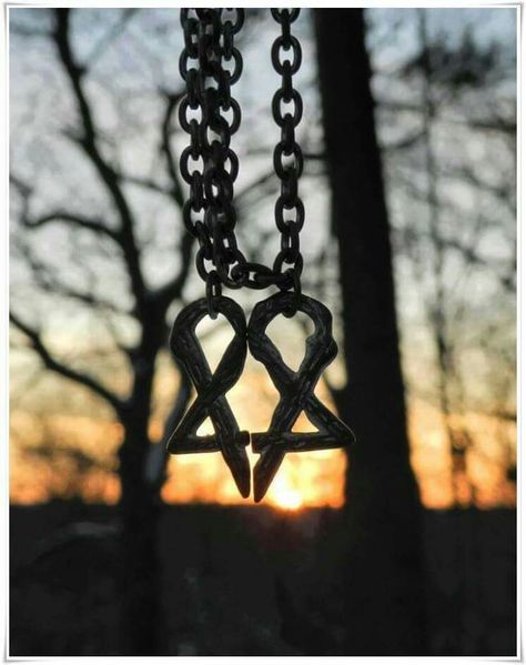 Heartagram Wallpaper, Favorite Aesthetic, Monkey Man, Chanel Mademoiselle, Coco Chanel Mademoiselle, Ville Valo, Gothic Rock, Metal Chain Link, Metal Bands