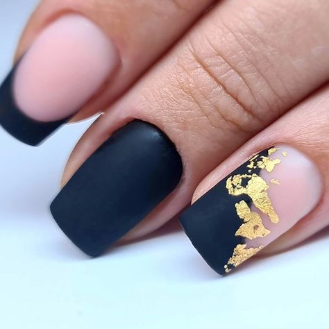 Black And Gold Leaf Nails, Black With Gold Leaf Nails, Matte Black Nails With Gold Lines, Black Nails With Rose Gold Foil, Black Nails With Gold Flakes Coffin, Black Gel Nails With Gold Foil, Gel Overlay Nails, Teal Nail Designs, Pink Black Nails