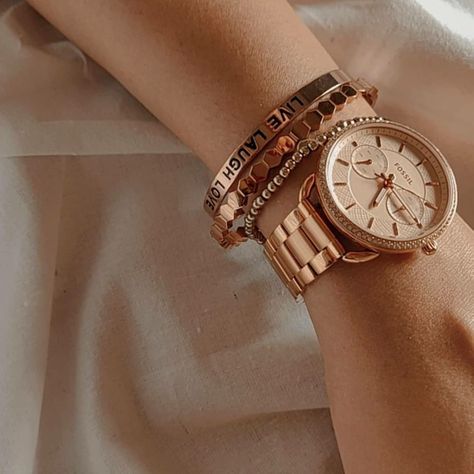 Watch and bracelets
Aesthetic content
Fashion Jewellery Gold Watch Bracelet Stack, Watch Stacked With Bracelets, Watch And Bracelet Stack, Watch Bracelet Stack, Bracelets Aesthetic, Wrist Stack, Wrist Stacks, Aesthetic Content, Wrist Candy