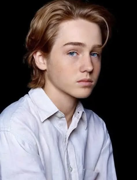 #jackcunninghamnuttall #houseofthedragon #daerontargaryen #daeronthedaring #teamgreen Jack Cunningham, Daeron Targaryen, House Sigil, Boy Hairstyles, Theme Song, It Cast, Actors, Hair Styles, Black