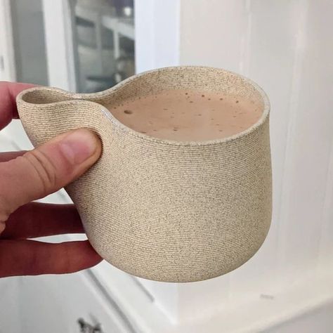 Ceramics Pottery Mugs Modern, Ceramic Mug Pinch, Coffee Mug Handmade, Minimalist Ceramic Mug, Pottery Coffee & Tea Cups, Ceramic Drinking Vessels, Clay Mug Handles, Mug Shapes Pottery, Minimalistic Pottery