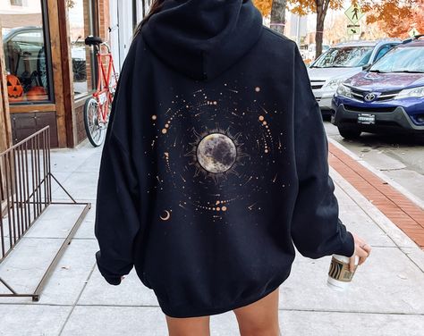 Nyx Aesthetic, Spiritual Hoodie, Painting Clothes, Moon Clothing, Moon Sweatshirt, Ropa Upcycling, Sweatshirt Trendy, Moon Moon, Trendy Aesthetic