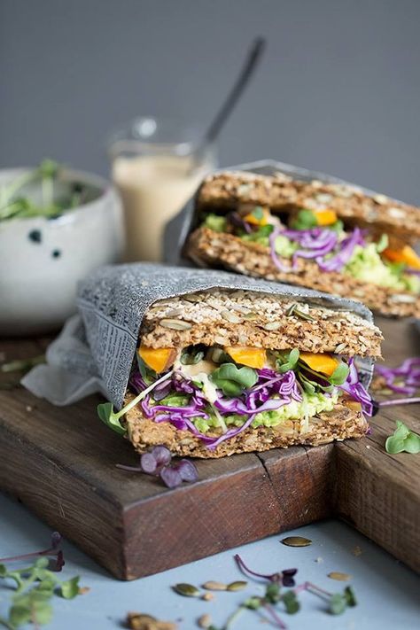 Microgreen Recipes, Avocado Sweet Potato, Sandwich Buffet, Eating Green, Diner Food, Product Photoshoot, Vegetarian Sandwich, Scandinavian Food, Tahini Dressing