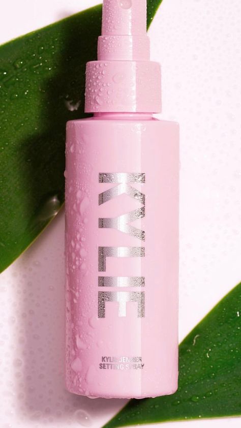 KYLIE mattifying setting spray Design Kemasan, Bali Decor, Product Shooting, Kylie Skin, Island Photography, Products Photography, Hair Mist, Beauty Products Photography, Kylie Cosmetics