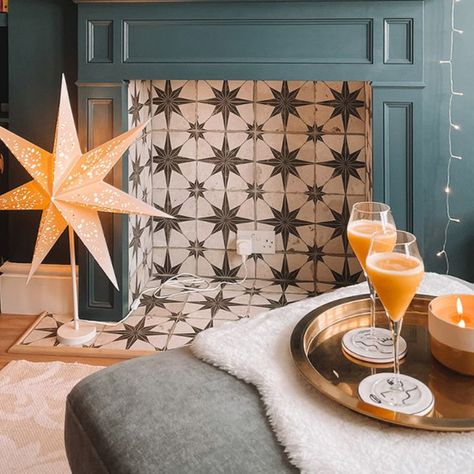 Mollie from @harleyhousebythesea created a stunning look in her disused fireplace with our Scintilla Black Star Pattern Tiles. One of our best sellers, Scintilla, is available in eight gorgeous colours. They have a vintage monochrome design, with an aged-effect and a star-shaped pattern. Upcycled Fireplace, Scintilla Tiles, Upcycle Fireplace, Statement Fireplace, Empty Fireplace, Fireplace Walls, Fireplace Feature, Living Room Marble, Star Tile