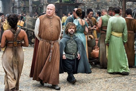 "Extra"s or Background Actors Lord Tyrion, Game Of Thrones Tyrion, Game Of Thrones Episodes, Game Of Thrones Costumes, Game Of Thrones Series, Are You Not Entertained, Gra O Tron, Games Of Thrones, Tyrion Lannister