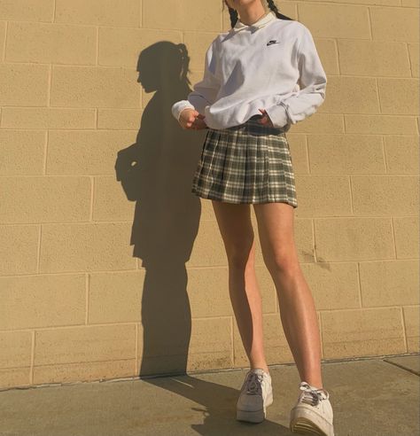 Air Force 1 Outfit Woman Summer, Nike Air Force 1 Outfit Woman, Air Force 1 Outfit Woman, Nike Tennis Skirt Outfit, Nike Air Force 1 Outfit, Air Force One, Force One, Nike Force, Tennis Skirt Outfit