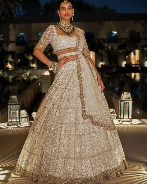 FABILICIOUS FASHION on Instagram: “Grandeur and Elegance 🤍 Featuring the absolutely magnificent Cream and Gold Lehenga Set from the Celeste Collection by Seema Gujral 🌟 Shop…” Lehenga Aesthetic, Bridal Lenghas, Wedding Lengha, Orang India, Seema Gujral, Engagement Lehenga, Reception Outfits, Baju Kahwin, Gold Lehenga