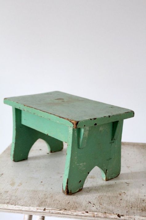 Antique Step Stool / Green Wood Riser. $68,00, via Etsy.: Soft Green Paint, Wooden Chair Plans, Wood Riser, Painted Stools, Wood Chair Design, Chair Design Wooden, Step Stools, Aged Wood, Vintage Stool