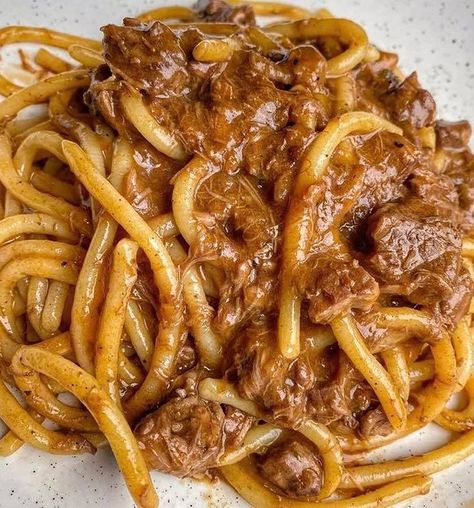 Pasta Al Ragu, Pasta Alla Carbonara, Pasta Italiana, Lasagna Pasta, Italian Pasta Recipes, Italian Cooking, Italian Pasta, Food Facts, Italian Dishes