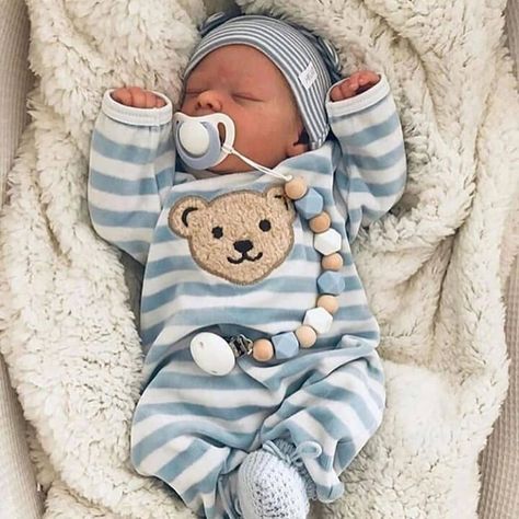 Youtube Famous, Reborn Baby Boy, Baby Tumblr, Baby Inspiration, Baby Boy Clothes Newborn, Foto Baby