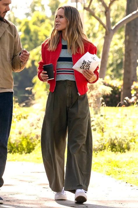 Nobody Wants This Series Outfits, Joanne Nobody Wants This Outfit, Kristen Bell Nobody Wants This Hair, Kristen Bell Hair 2024, Kristen Bell Outfits, Nobody Wants This Netflix Outfits, Kristen Bell Nobody Wants This Outfits, Nobody Wants This Tv Series, Netflix Outfit Ideas