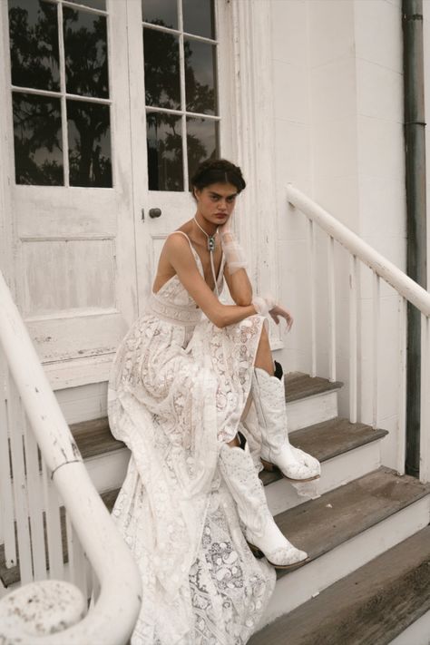 Wedding Dresses Cowboy Boots, Cowboy Boots Wedding Dress, Formal Dress With Cowboy Boots, Wedding Dress With Boots, Wedding Dress Cowboy Boots, Wedding Dress With Cowboy Boots, Ranch Wedding Dress, Cowboy Core, Dress Cowboy Boots