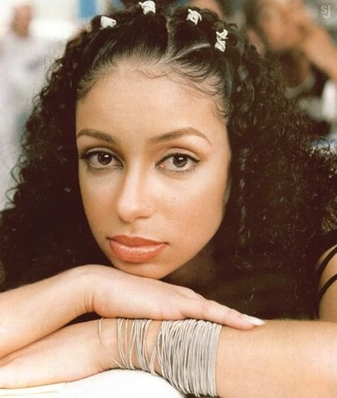 90s Hip Hop Hairstyles, Hip Hop Hairstyles, Early 2000s Hairstyles, Mya Harrison, Black Hair 90s, 90’s Hairstyles, Hair Clips 90s, Cute Natural Hairstyles, Natural Curls Hairstyles