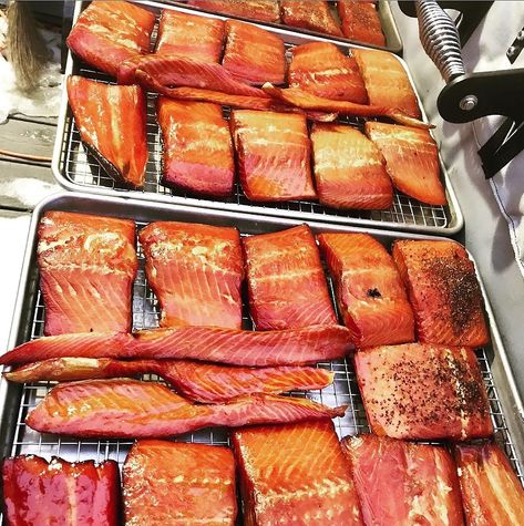 Smoked Salmon - Yoder Smokers Yoder Smoker, Smoker Recipes Electric, Maple Syrup Glaze, Offset Smoker, Salmon Fish, Salmon Filet, Cracked Pepper, Smoker Recipes, Wood Pellets