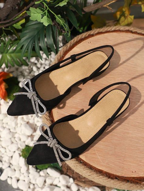 Party Wear Footwear For Women, Fancy Flats, Flats For Women, Chic Heels, Butterfly Knot, Cute Flats, Trending Sandals, Traje Casual, Bow Decor