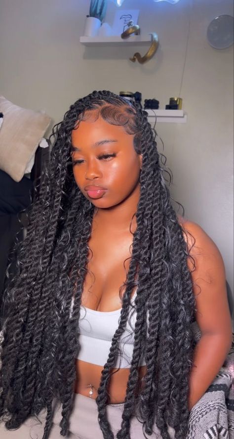 Invisible Locs Hairstyles, Invisible Locs, Faux Locs Hairstyles, Box Braids Hairstyles For Black Women, Quick Braided Hairstyles, Cute Box Braids Hairstyles, Twist Braid Hairstyles, Protective Hairstyles Braids, Pretty Braided Hairstyles