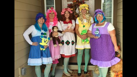 Blueberry Muffin, Raspberry Tart, Strawberry Shortcake, Lemon Meringue, and Plum Pudding. Muffin Costume, Blueberry Muffin Costume, Strawberry Shortcake Costume, Raspberry Tarts, Diy Halloween Costumes Easy, Skate Party, Blue Pin, Group Costumes, Homemade Costumes