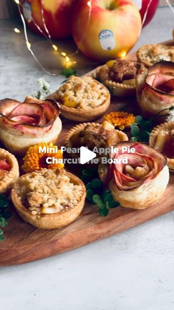 Mini Apple Pies, Painting The Roses Red, Dessert Spread, Apple Roses, Mini Desserts, Charcuterie Board, Thanksgiving Recipes, Christmas Seasons, Pear