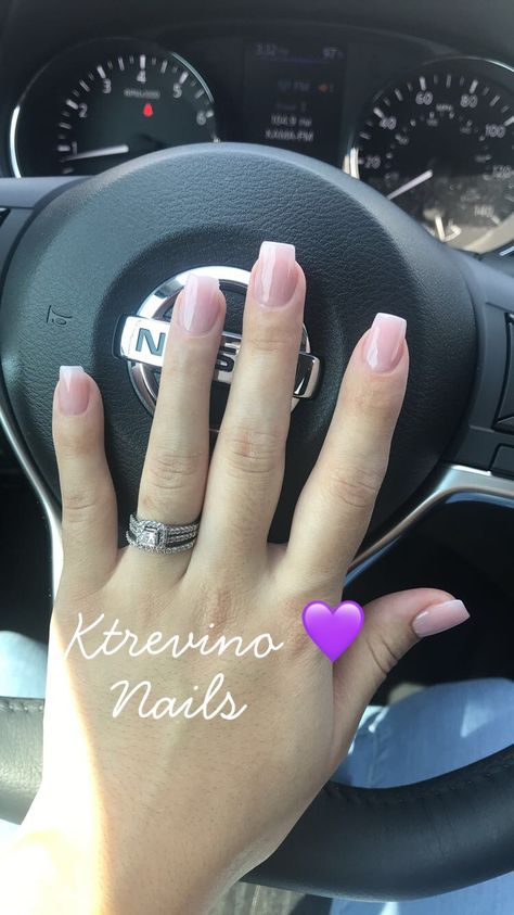 Got my nails done, decided to go with a light pink💓 Round Square Nails, Punk Nails, Awesome Nails, Nail Stuff, Pearl Nails, Nails Done, Girl Things, Cool Nail Designs, My Nails