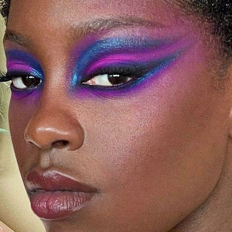 Purple Makeup Looks, Cut Crease Eyeshadow, Sparkly Makeup, Drag Makeup, Purple Makeup, Photoshoot Makeup, Purple Eyeshadow, Creative Makeup Looks, Blue Eyeshadow