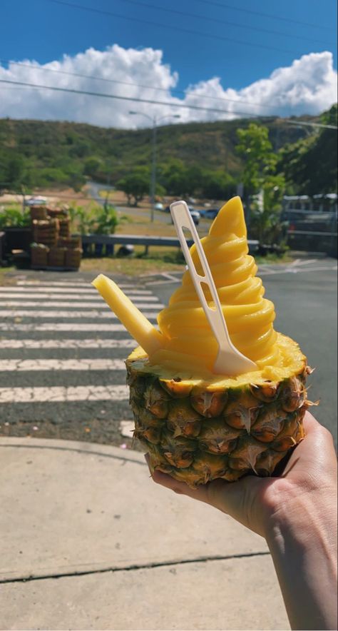 Hawaii Pineapple, Smoothie Fruit, Tropical Food, Daily Workouts, Summer Snacks, Custom Keto Diet, Cute Desserts, Food Obsession, Keto Diet Plan