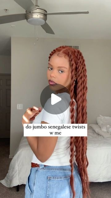 morgan ⋆𐙚₊˚⊹♡ on Instagram: "jumbo senegalese twists have been my go-to style for the past few years & i surprisingly have never posted a video with them lol so here ya go ☺️ #jumbotwists #senegalesetwists #ropetwists #gingerhair #explore #explorepage #exploremore" Protective Hairstyles Braids Blonde, 6 Jumbo Knotless Box Braids, Senegalese Twists Curly Ends, How To Style My Twist Braids, Senegalese Twist How To, Large Knotless Twist Braids, Chunky Senegalese Twists, Soft Twist Braids Hairstyles, Marley Twists Jumbo