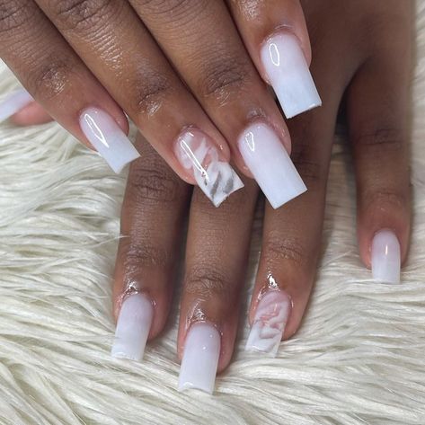 Birthday Nails Square White, Marble And White Nails, Short White Square Nails With Designs, Milky White Nails With Marble, Nails White Design Square, Light Pink And White Marble Nails, Marble Nails Medium Length, White Full Set Nails, Milky White With Design