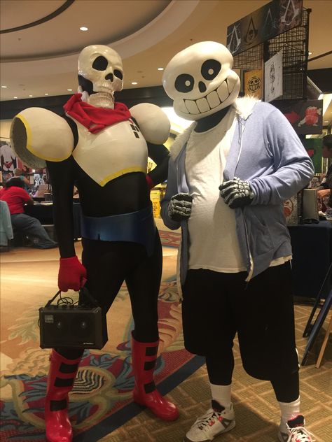 #Papyrus #Sans #UnderTail on #CWBT in #OrlandoAnimeFestival #Cosplay #ConLife http://colorworldbooks.com/ Papyrus Cosplay, Cosplay Contest, Black Color Hairstyles, Sans Cosplay, Undertale Cosplay, Contest Ideas, Hairstyles Black Hair, Color Hairstyles, Sans And Papyrus