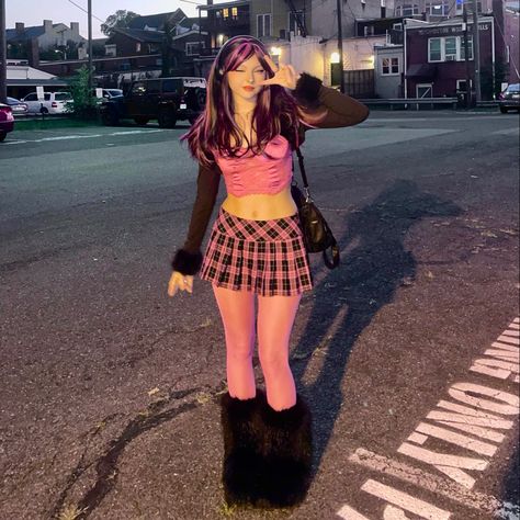 Black And Pink Skirt Outfit, Hot Pink Emo Outfit, Black Egirl Outfits, Pink Alt Outfits, Draculaura Inspired Outfits, Pink Emo Outfits, Cute Alternative Outfits, Kawaii Goth Outfits, Alt Girl Style