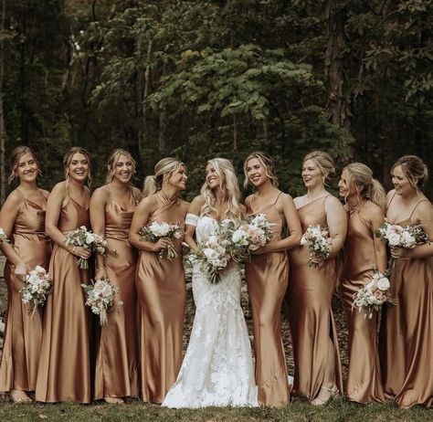 Lace Wedding Dress And Bridesmaids, Mismatched Bridesmaids Dresses Pink, Tan And Brown Wedding Colors, Cappuccino Bridesmaid Dresses, Taupe Wedding Florals, Outdoor Wedding Bridesmaids, Neutral And Navy Wedding Colors, Hunter Green Beach Wedding, Champagne Color Wedding Table Setting