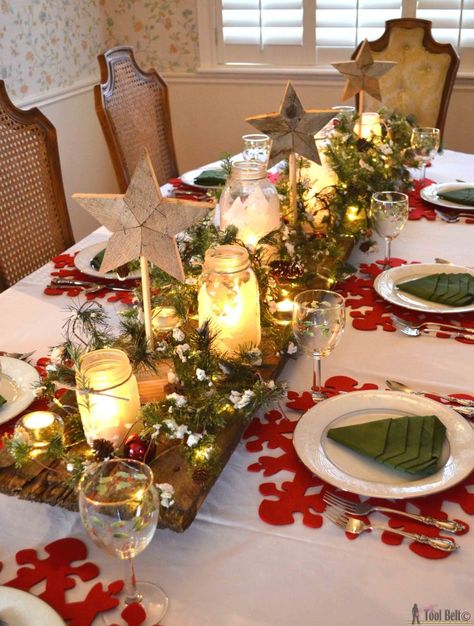 Create an easy winter wonderland Christmas table with a few simple DIY's. Diy Christmas Table, Christmas Table Setting, Deco Table Noel, Christmas Dinner Table, Christmas Table Centerpieces, Christmas Tablescape, Winter Wonderland Christmas, Gorgeous Christmas, Christmas Tablescapes