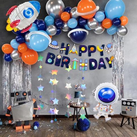 Space Theme Decorations, Space Party Decorations, Astronaut Party, Fest Temaer, Astronaut Birthday, Space Theme Party, Outer Space Party, Boy Birthday Party Themes, Outer Space Birthday