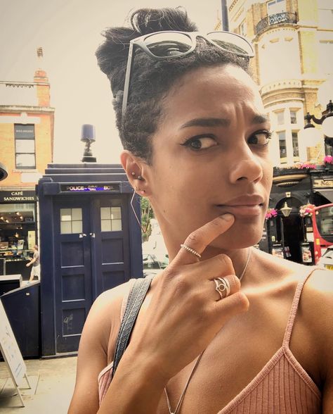 Waiting for my Uber like... maaaybe there’s a quicker way??? #earlscourt Freema Agyeman, Female Celebrity Crush, Martha Jones, Medical Drama, New Amsterdam, Superwholock, Dr Who, Celebrities Female, Celebrity Crush