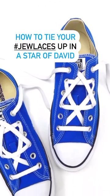 Jewish Decorations, Hannukah Crafts, Christian Shoes, Jewish Artwork, Rosh Hashanah Greetings, Jewish Quotes, Ways To Lace Shoes, Jewish Crafts, Painted Shoes Diy